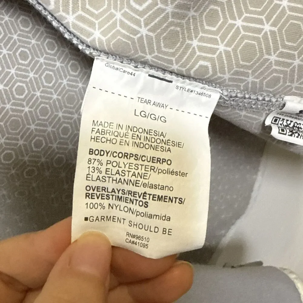 Under Armour Limited Edition Always on Recovery Jacket Size Large Gray White